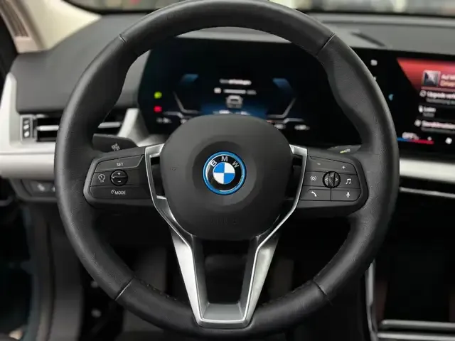 BMW iX2