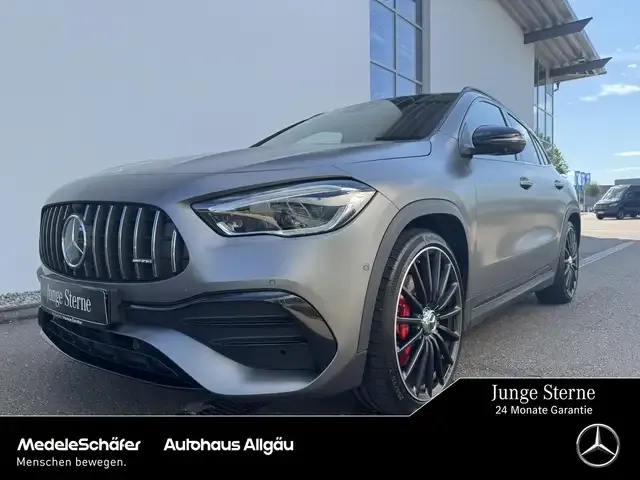 Mercedes-Benz GLA 35 AMG