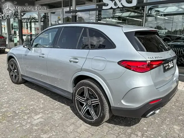 Mercedes-Benz GLC 300