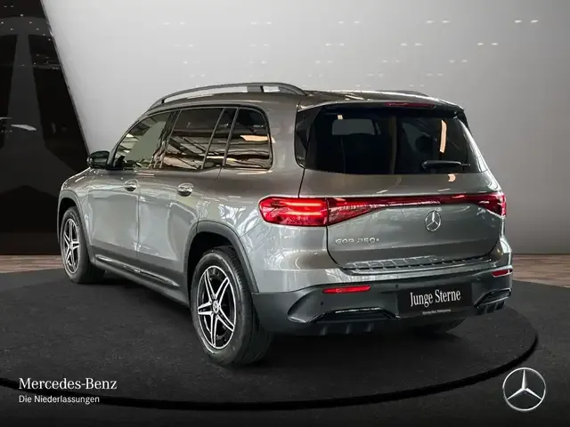 Mercedes-Benz EQB 250
