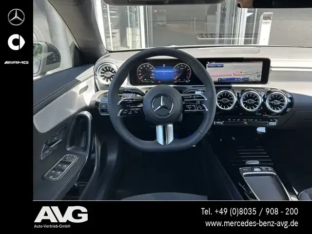 Mercedes-Benz CLA 200