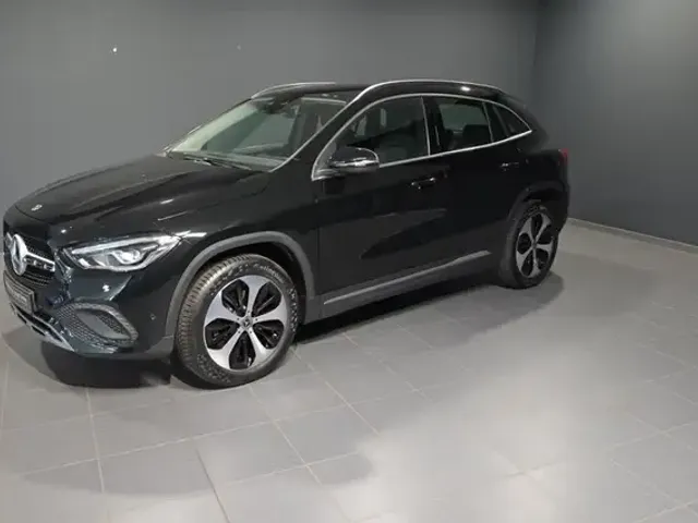 Mercedes-Benz GLA 250