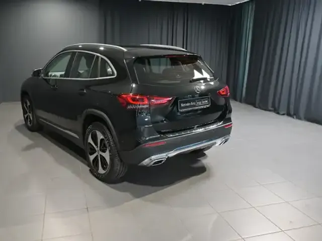 Mercedes-Benz GLA 250
