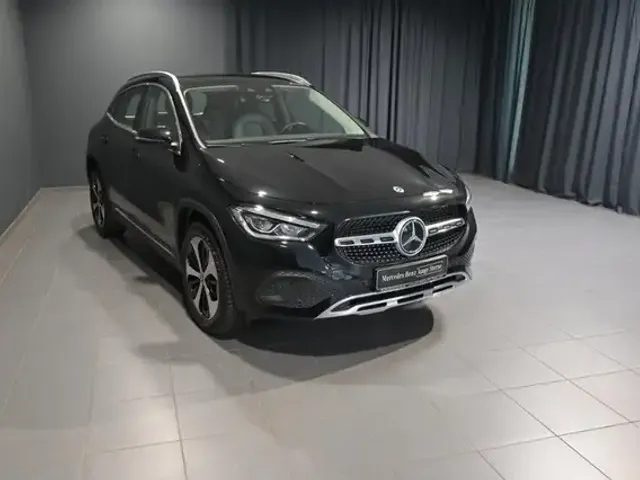 Mercedes-Benz GLA 250