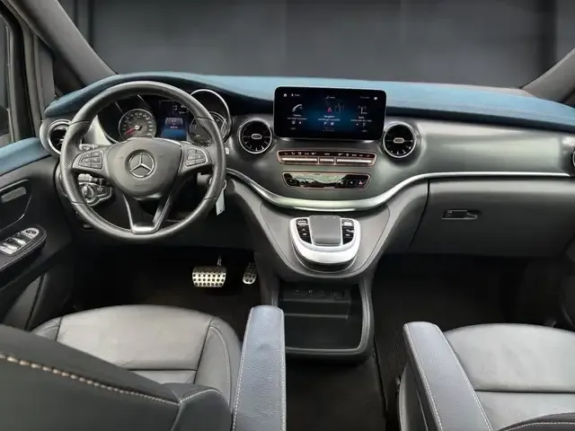 Mercedes-Benz EQV 300