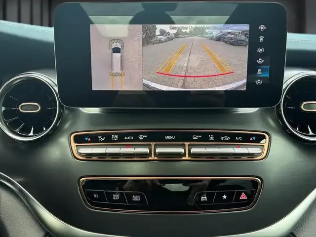 Mercedes-Benz EQV 300