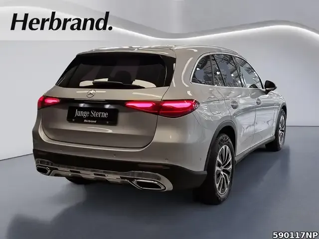 Mercedes-Benz GLC 220