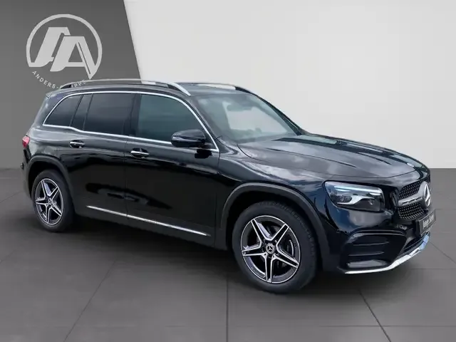 Mercedes-Benz GLB 200