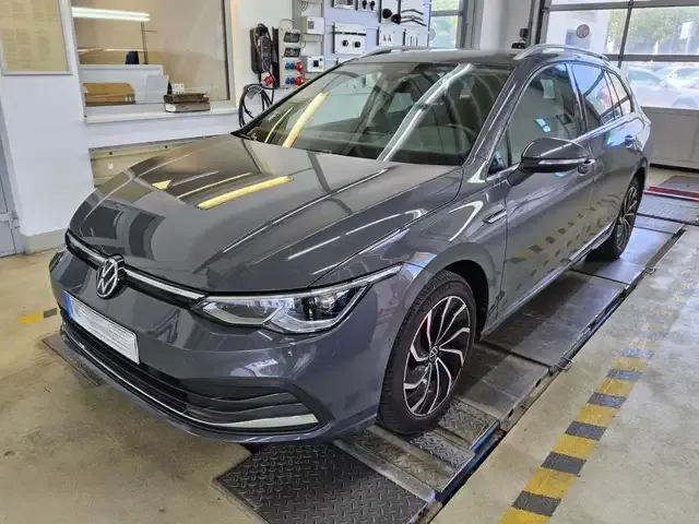 Volkswagen Golf Variant