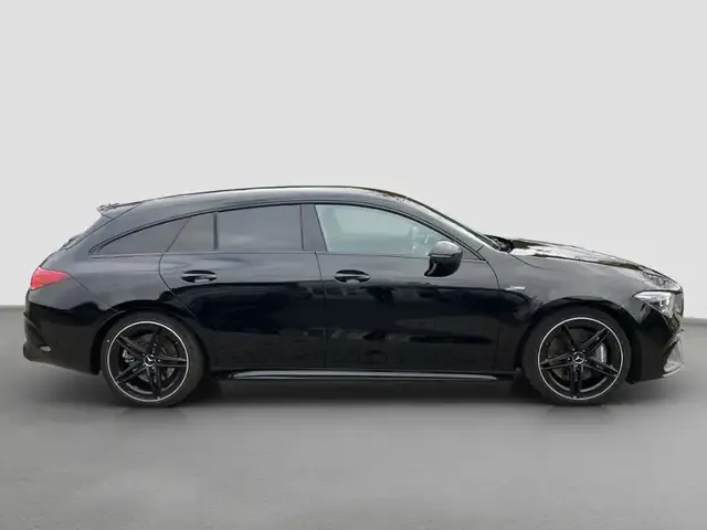 Mercedes-Benz CLA 45 AMG