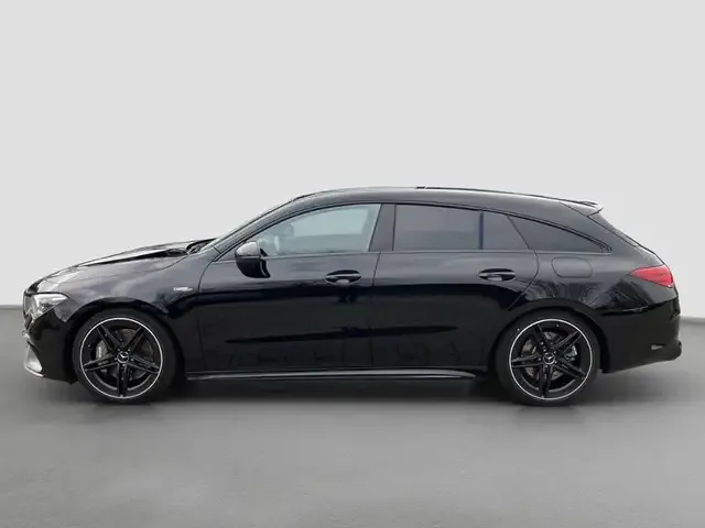 Mercedes-Benz CLA 45 AMG