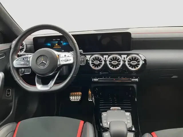 Mercedes-Benz CLA 45 AMG
