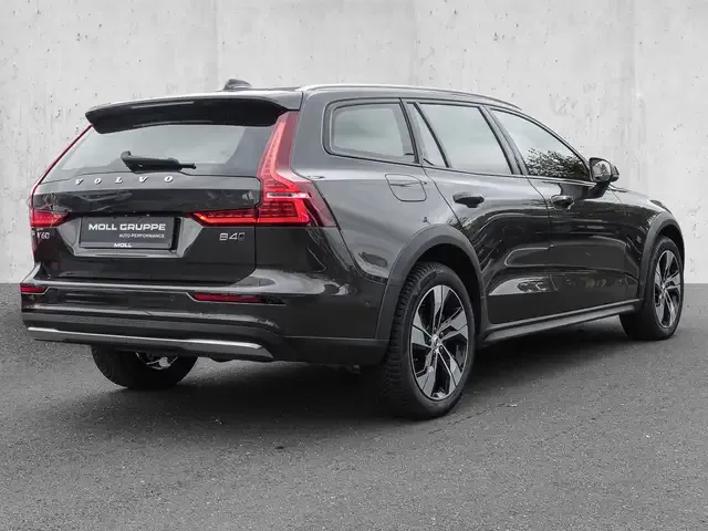 Volvo V60 Cross Country