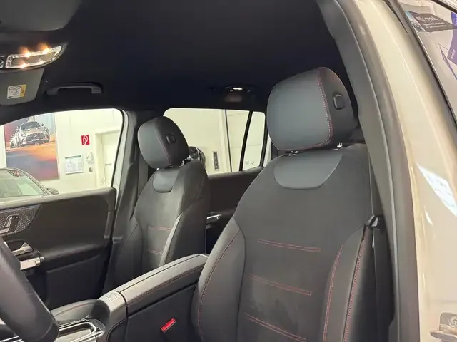 Mercedes-Benz EQB 300