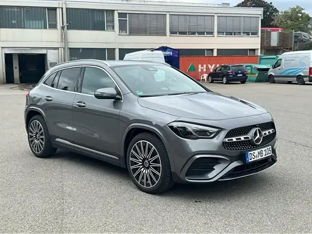 Mercedes-Benz GLA 250