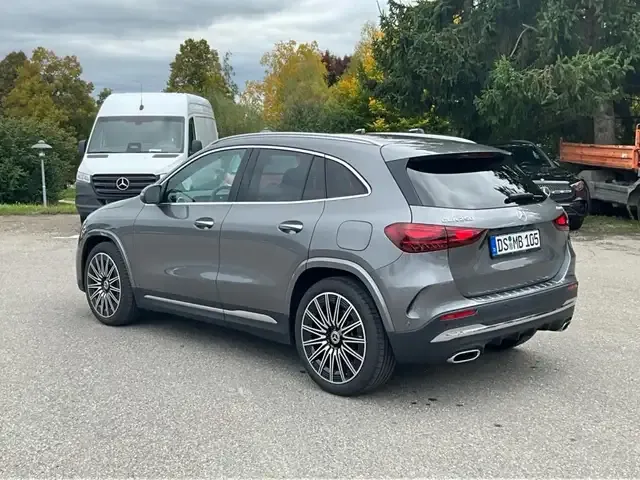 Mercedes-Benz GLA 250