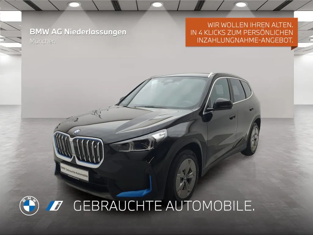 BMW iX1