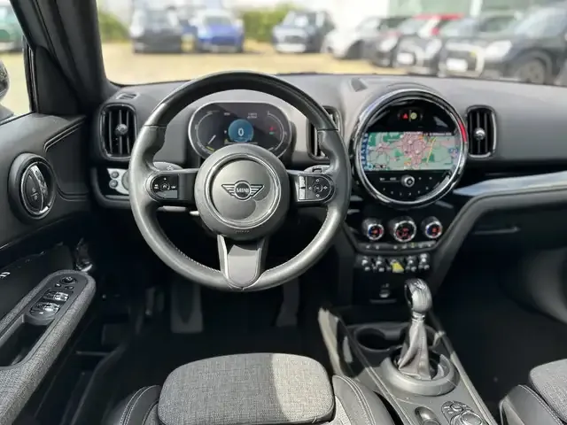 MINI Cooper SE Countryman