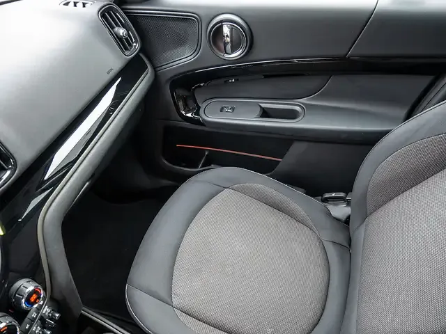 MINI Cooper SE Countryman