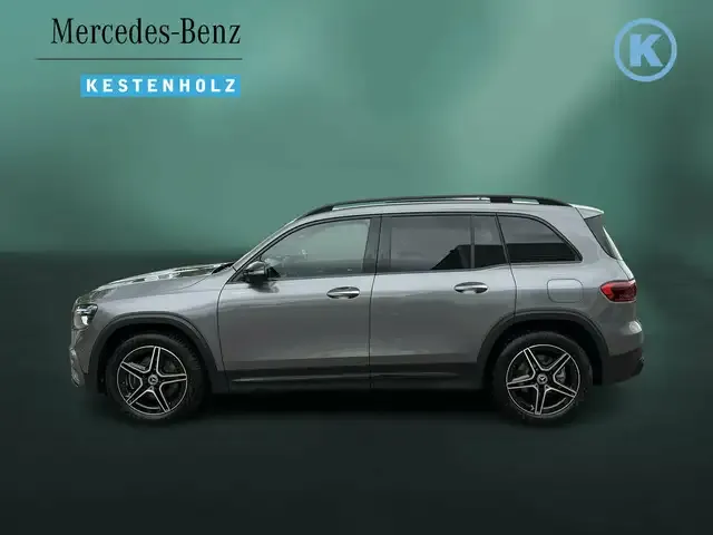 Mercedes-Benz GLB 220