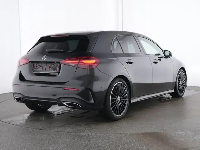 Mercedes-Benz A 220