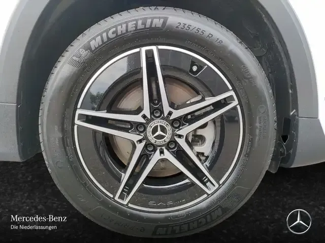 Mercedes-Benz EQB 300