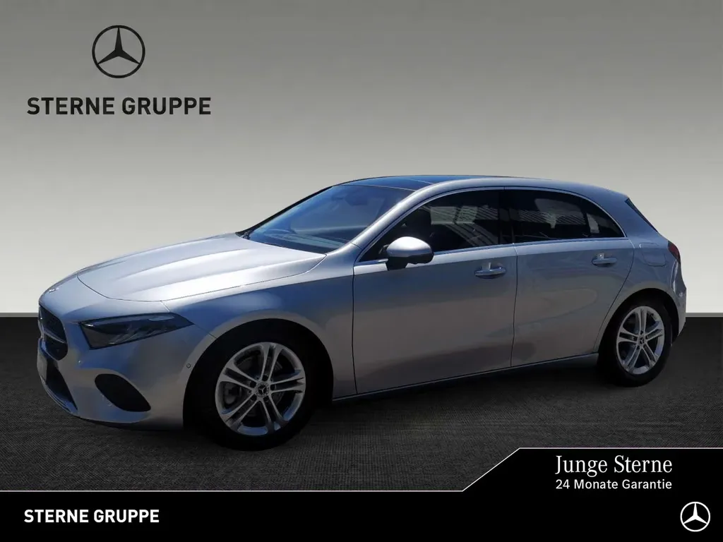 Mercedes-Benz A 220