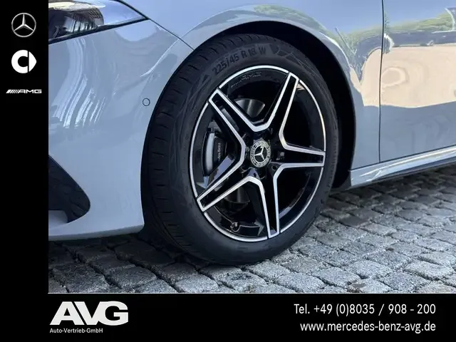 Mercedes-Benz A 200