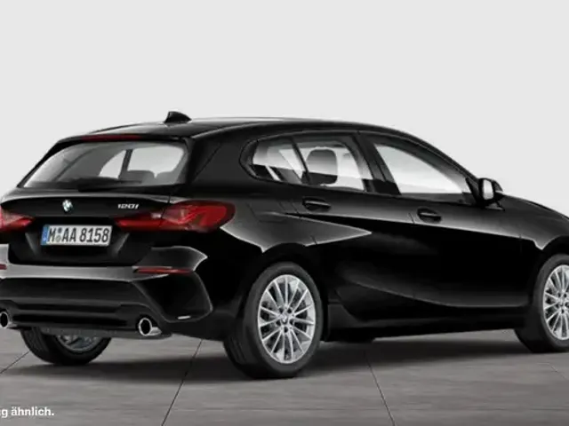 BMW 120