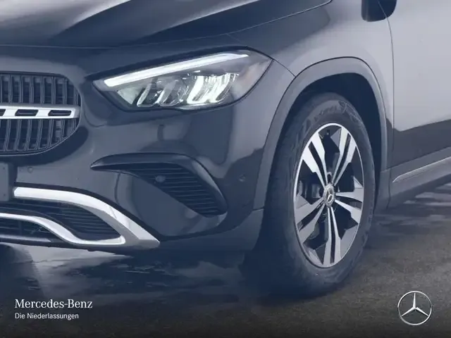 Mercedes-Benz GLA 200