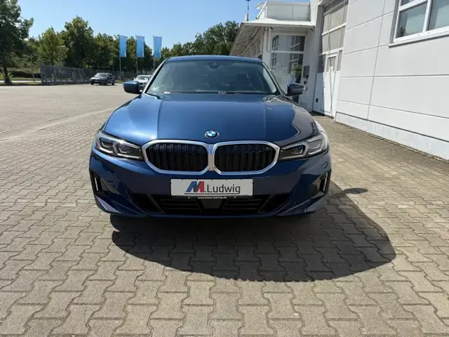 BMW 318