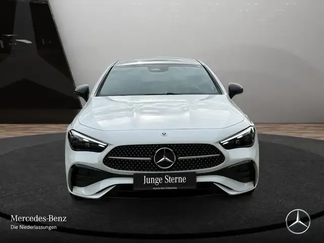 Mercedes-Benz CLE 200