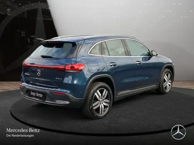 Mercedes-Benz EQA 300