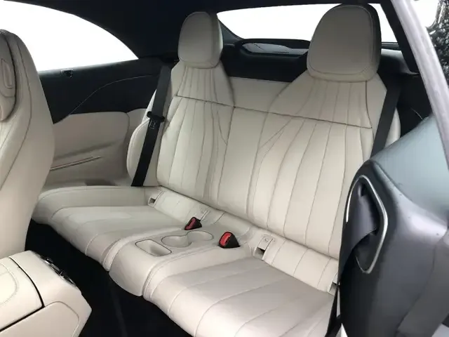 Mercedes-Benz CLE 300