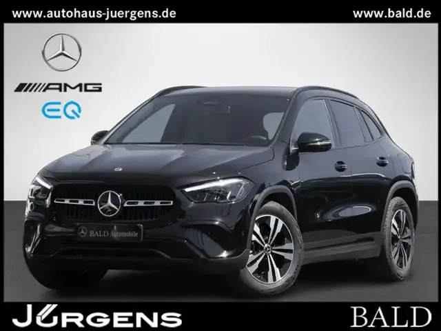 Mercedes-Benz GLA 220