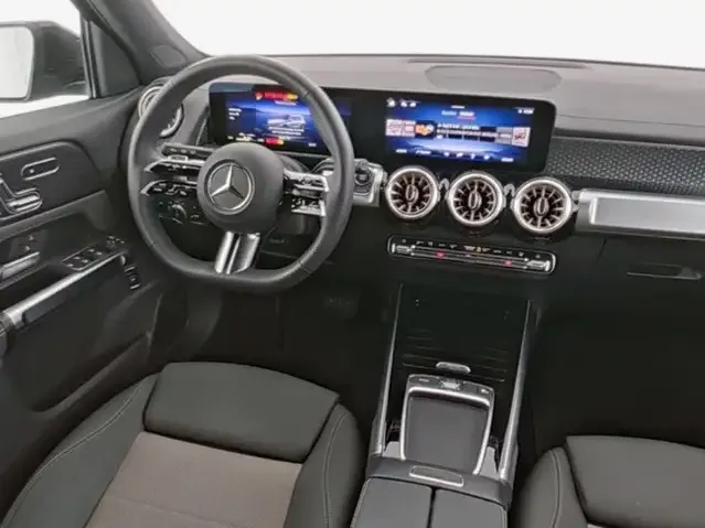 Mercedes-Benz EQB 300