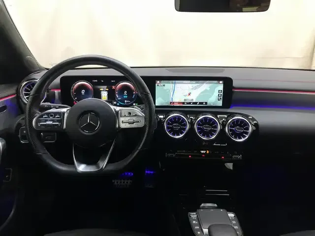 Mercedes-Benz CLA 250