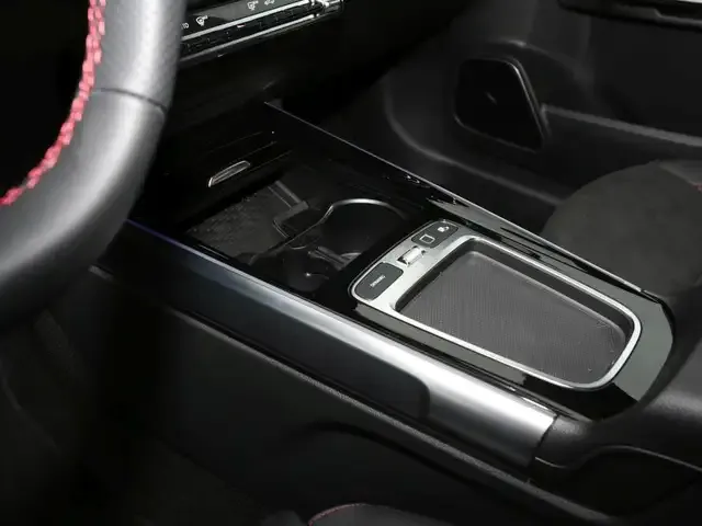 Mercedes-Benz GLB 250