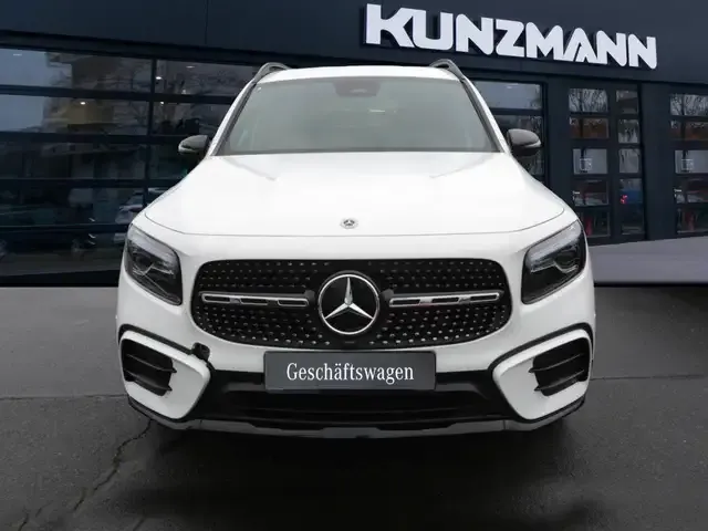 Mercedes-Benz GLB 250