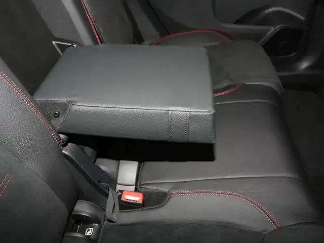 Mercedes-Benz GLB 250