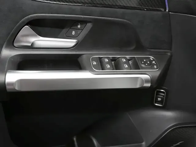 Mercedes-Benz GLB 250