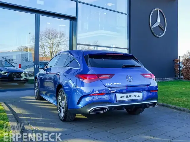 Mercedes-Benz CLA 250