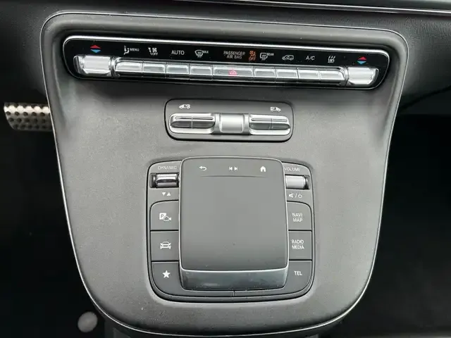 Mercedes-Benz EQV 300