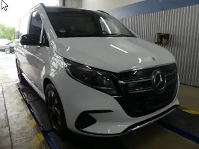 Mercedes-Benz EQV 300