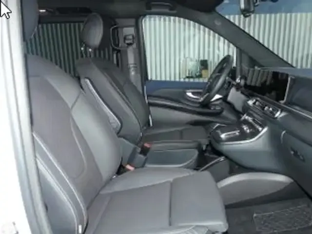 Mercedes-Benz EQV 300