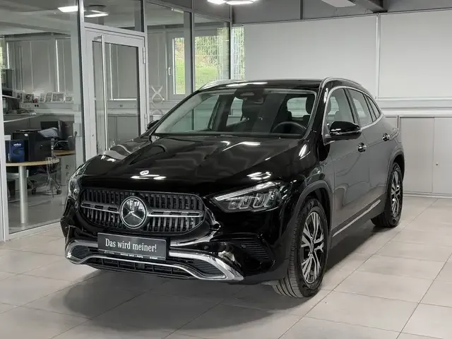 Mercedes-Benz GLA 200