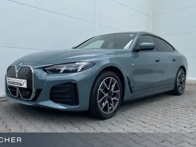 BMW 440