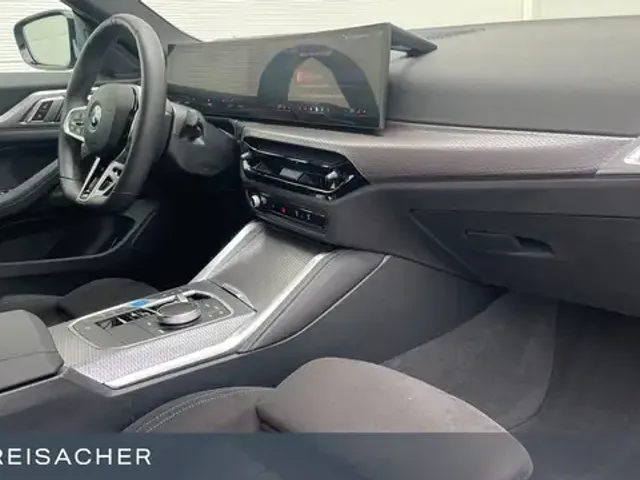 BMW 440