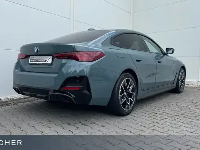 BMW 440