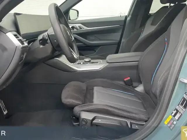 BMW 440